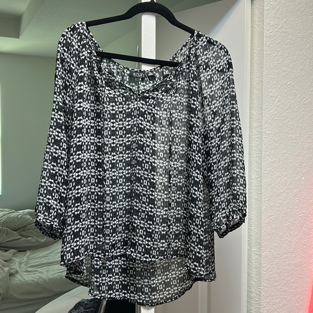 Black and White Flowy Blouse